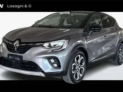 Usata Renault Captur Techno 94 CV (69 kW) 2023 Grigio SUV