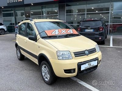 Usata Fiat Panda 4x4 Climbing 75 CV (55 kW) 2006 Giallo Utilitaria