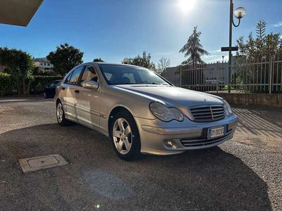 usata Mercedes C220 Classe C - W203 2004 Berlina cdi Classic