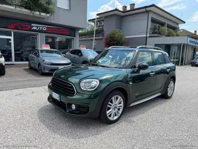 Usata Mini Cooper Countryman Business 136 CV (100 kW) 2018 Verde SUV