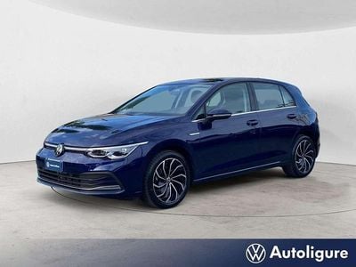 Usata VW Golf VIII Style 131 CV (96 kW) 2023 Blu/azzurro Utilitaria