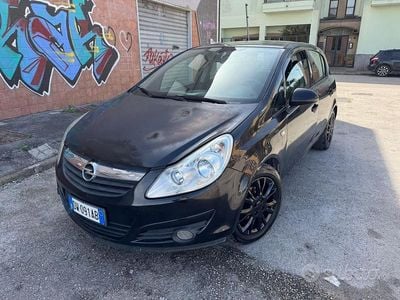 Usata Opel Corsa 80 CV (58 kW) 2010 Nero Utilitaria