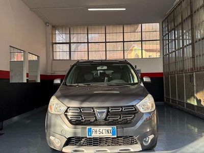 Usata Dacia Lodgy Prestige 110 CV (80 kW) 2017 Nero Monovolume