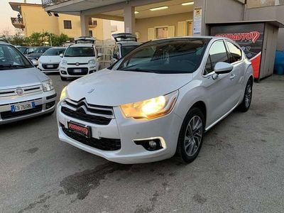 Usata Citroën DS4 Chic 111 CV (81 kW) 2012 Bianco Utilitaria