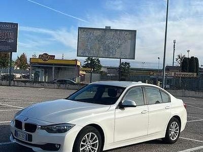 Usata BMW 318 143 CV (105 kW) 2012 Berlina