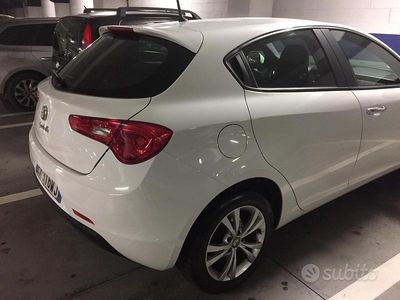 Usata Alfa Romeo Giulietta 120 CV (88 kW) 2014 Bianco Berlina