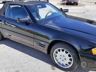 Usata Mercedes SL600 394 CV (289 kW) 1998 Nero pastello Cabrio