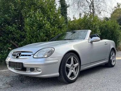 Usata Mercedes SLK320 218 CV (160 kW) 2001 Grigio Cabrio