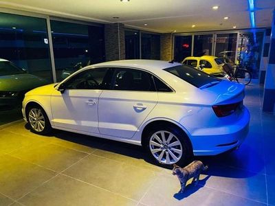 Usata Audi A3 Business 116 CV (85 kW) 2019 Bianco Berlina