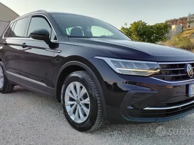 Usata VW Tiguan Elegance 150 CV (110 kW) 2023 Nero SUV