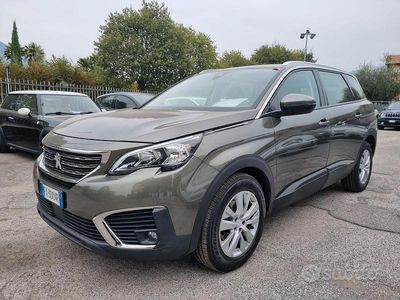 Usata Peugeot 5008 Business-Line 130 CV (95 kW) 2019 Grigio SUV
