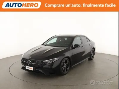 Usata Mercedes A180 AMG Line Premium 116 CV (85 kW) 2023 Nero Berlina