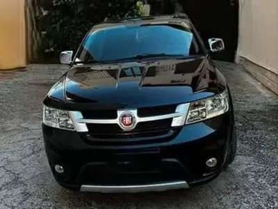 Usata Fiat Freemont Lounge 140 CV (102 kW) 2012 Nero SUV
