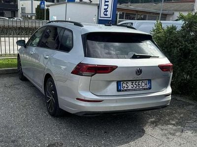Usata VW Golf VIII R-line 131 CV (96 kW) 2022 Station wagon