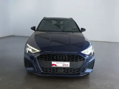 Usata Audi A3 S-Line 150 CV (110 kW) 2023 Blu/azzurro Berlina