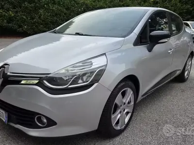 Usata Renault Clio IV 75 CV (55 kW) 2013 Grigio Berlina