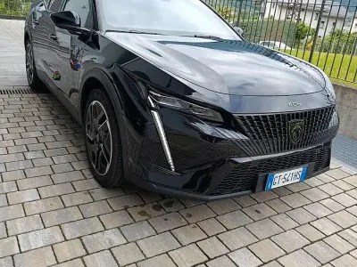 Usata Peugeot 408 GT GT 131 CV (96 kW) 2024 Nero Station wagon