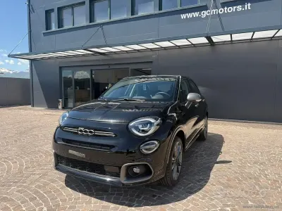 Nuova Fiat 130 Sport 131 CV (96 kW) 2025 Nero SUV