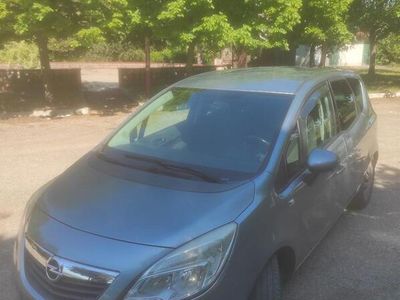 Usata Opel Meriva 95 CV (69 kW) 2012 Grigio Monovolume