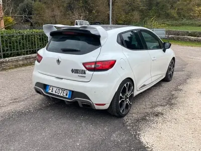 Usata Renault Clio IV Trophy 220 CV (161 kW) 2015 Bianco Berlina
