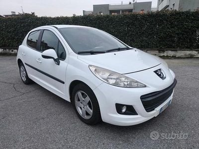 Bianco Usata 2010 Peugeot 207 Utilitaria | 3700 € (Buon prezzo)