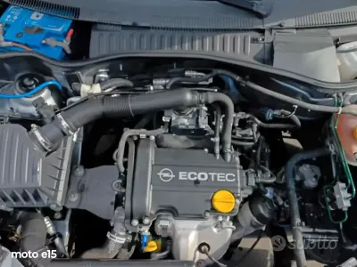 Usata Opel Corsa 45 CV (33 kW) 2001 Utilitaria