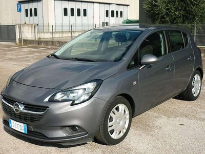 Usata Opel Corsa 69 CV (50 kW) 2016 Grigio Berlina