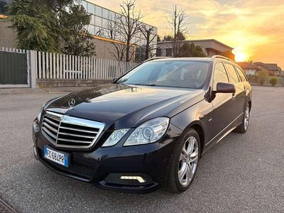 Occasion Mercedes E350 Avantgarde 231 ch (169 kW) 2010 Bleue Break
