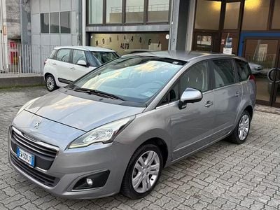 Usata Peugeot 5008 115 CV (84 kW) 2014 Grigio Monovolume