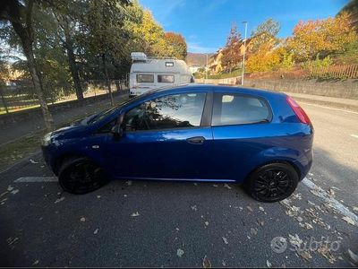 Usata Fiat Punto 60 CV (44 kW) 2007 Blu Utilitaria