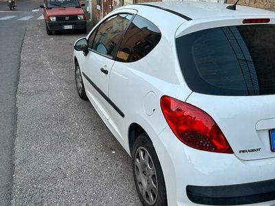 usata Peugeot 207 van