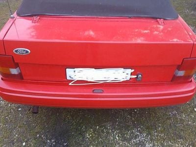 Usata Ford Escort Cabriolet 1987 Rosso Cabrio