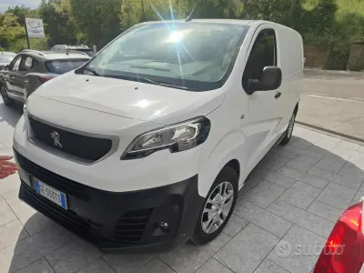Usata Peugeot Expert 120 CV (88 kW) 2021 Bianco Furgone