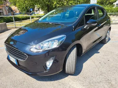 Usata Ford Fiesta 75 CV (55 kW) 2020 Nero Utilitaria