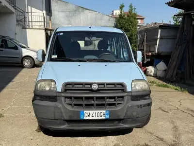 Usata Fiat Doblò 103 CV (75 kW) 2005 Blu Monovolume