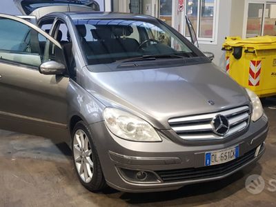 usata Mercedes B180 classe b w245