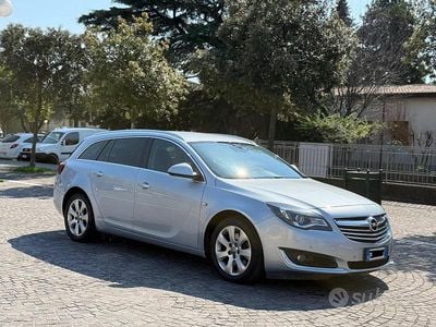 Usata Opel Insignia Cosmo 174 CV (127 kW) 2013 Grigio Station wagon