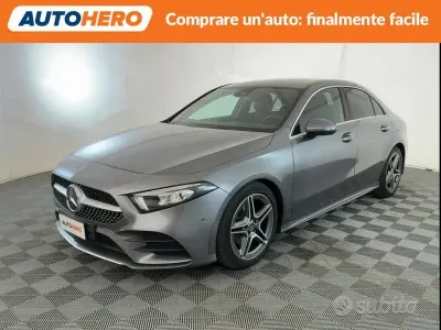 Usata Mercedes A200 Premium 163 CV (119 kW) 2020 Grigio Berlina
