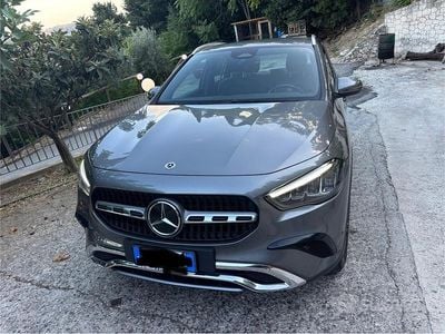 Usata Mercedes GLA200 163 CV (119 kW) 2023 Grigio SUV