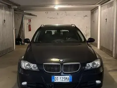 Usata BMW 325 Sport Line 218 CV (160 kW) 2007 Station wagon