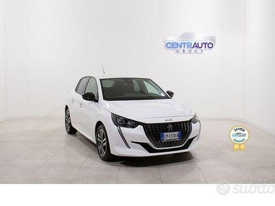 Usata Peugeot 208 Allure 100 CV (73 kW) 2022 Bianco Utilitaria