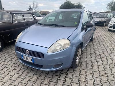 Usata Fiat Grande Punto Dynamic 65 CV (47 kW) 2007 Blu Utilitaria