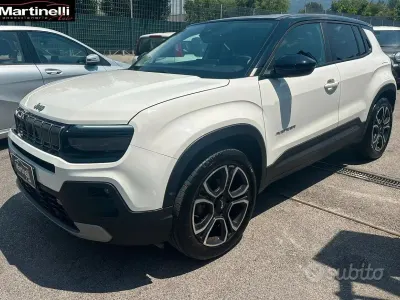 Usata Jeep Avenger Summit 101 CV (74 kW) 2024 Bianco SUV