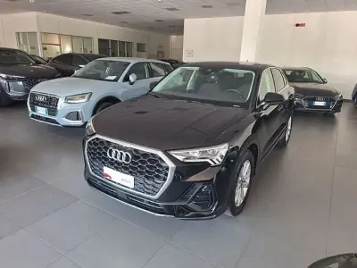 Usata Audi Q3 Sportback Business Plus 150 CV (110 kW) 2021 Nero SUV