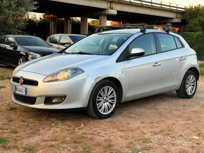 Usata Fiat Bravo Emotion 105 CV (77 kW) 2012 Grigio Utilitaria