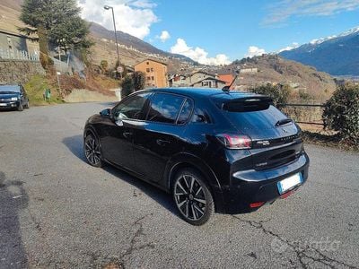 Usata Peugeot 208 GT-line 100 kW (136 CV) 2020 Utilitaria
