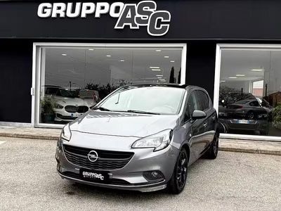 Używany Opel Corsa Edition 69 KM (50 kW) 2018 Szary Hatchback