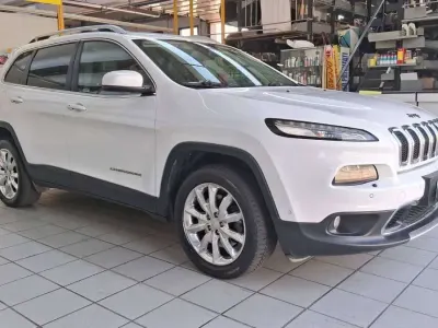 Usata Jeep Cherokee Limited 140 CV (102 kW) 2017 Bianco SUV