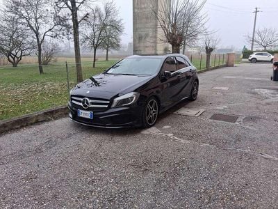 Usata Mercedes A180 Premium 109 CV (80 kW) 2012 Nero Berlina