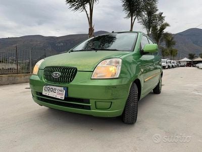 Verde Usata 2005 Kia Picanto Utilitaria | 1800 € (Buon prezzo)